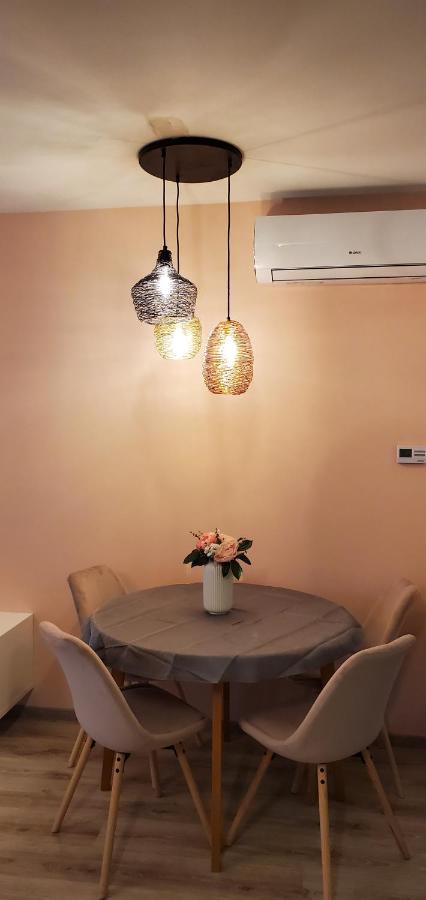 Dn Rose Apartmant Budapest Exterior photo